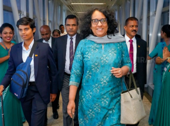 முன்னாள் கட்டார் நாட்டின் தலைவரின் இறுதிச்சடங்கில் கலந்துகொள்வதற்காகப் பிரதமர் கட்டார் நாட்டுக்குப் புறப்பட்டார்